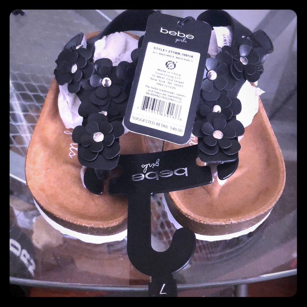 Little Girl Size 7 BEBE black sandal